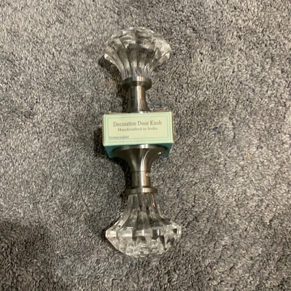 Other - Decorative Crystal Clear Door Knobs